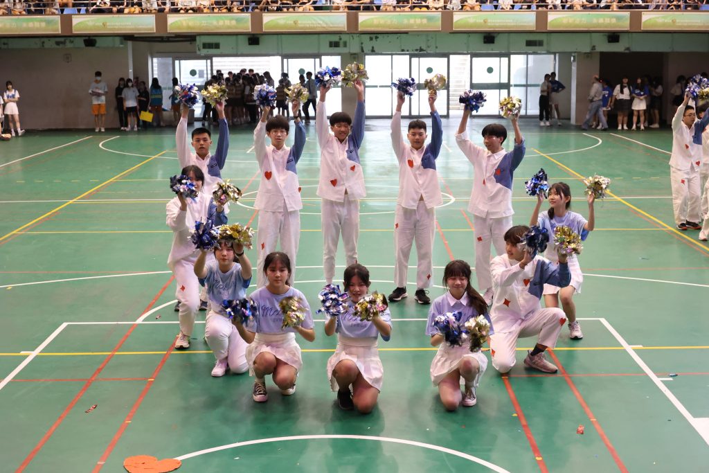 1120414高二啦啦舞比賽代表照片