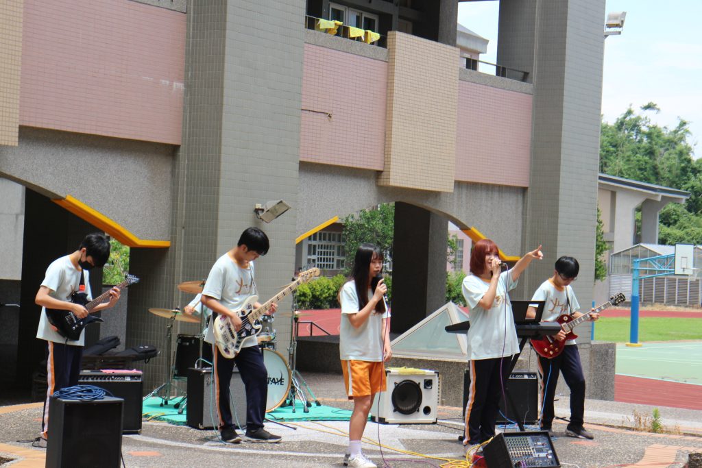 1140520熱音社快閃代表照片