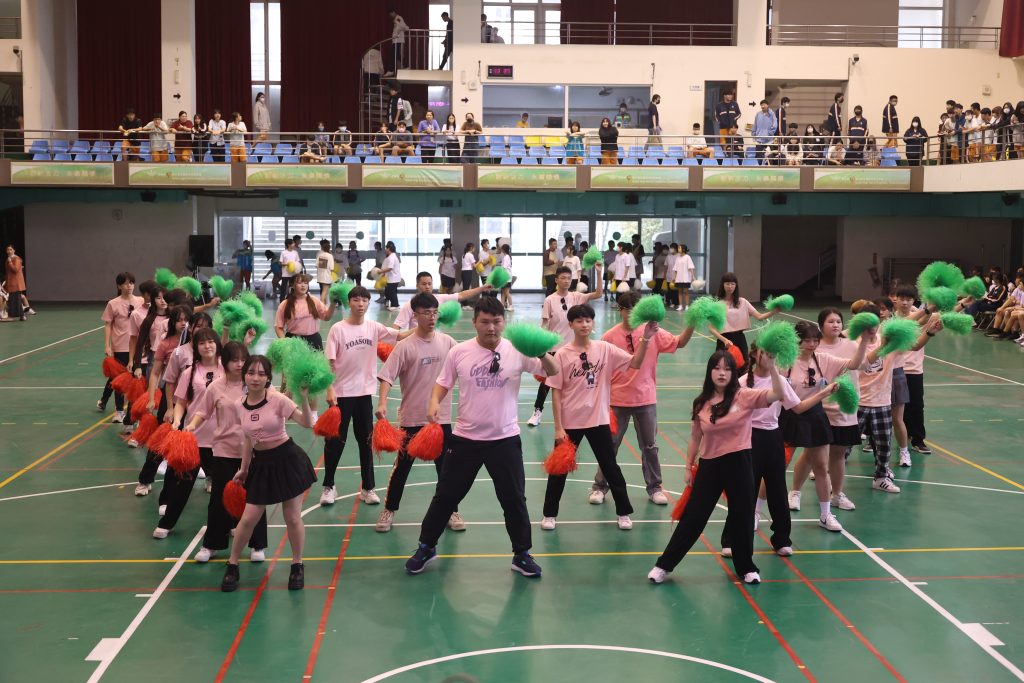 1130410高一啦啦舞比賽代表照片