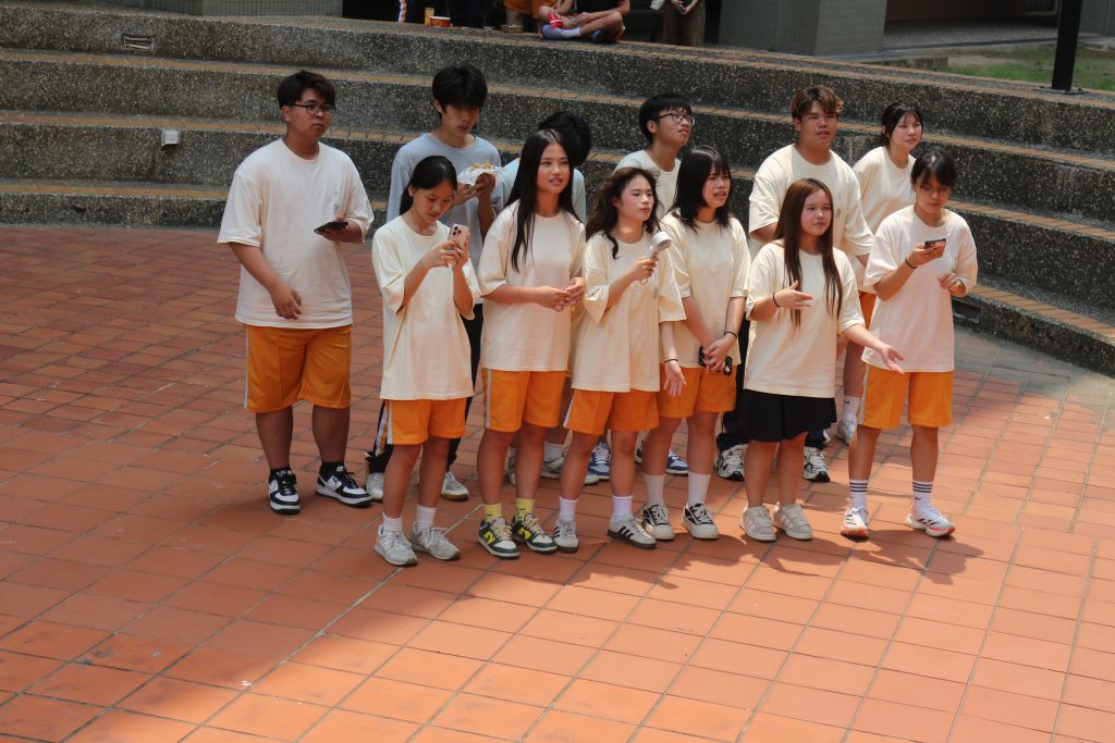 1150422吉他社快閃代表照片