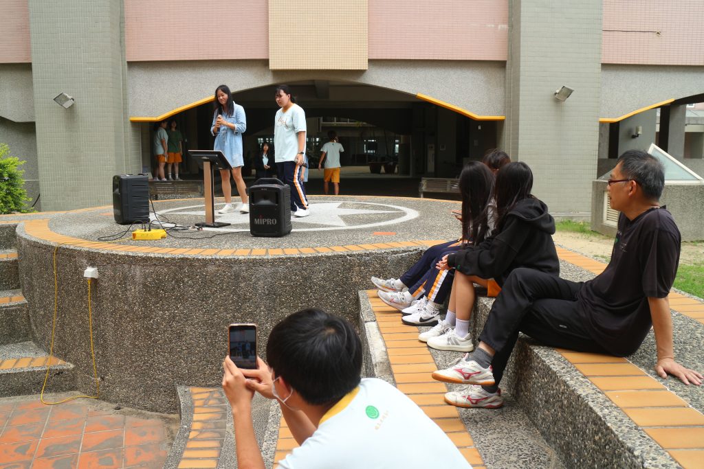 1150423卡啦OK社快閃代表照片